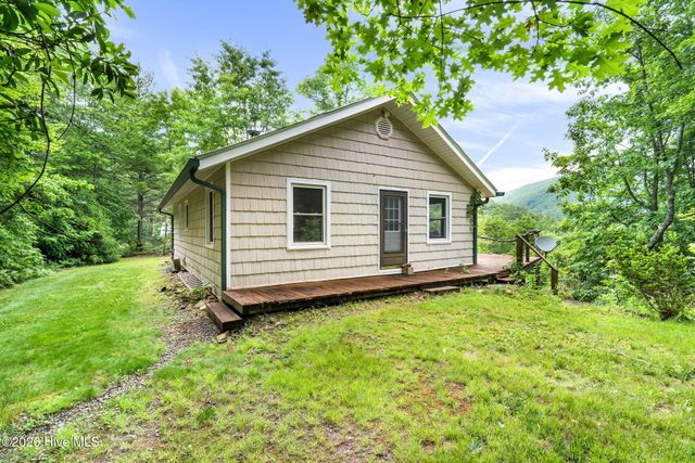 623 Denton Road, Murphy, NC 28906