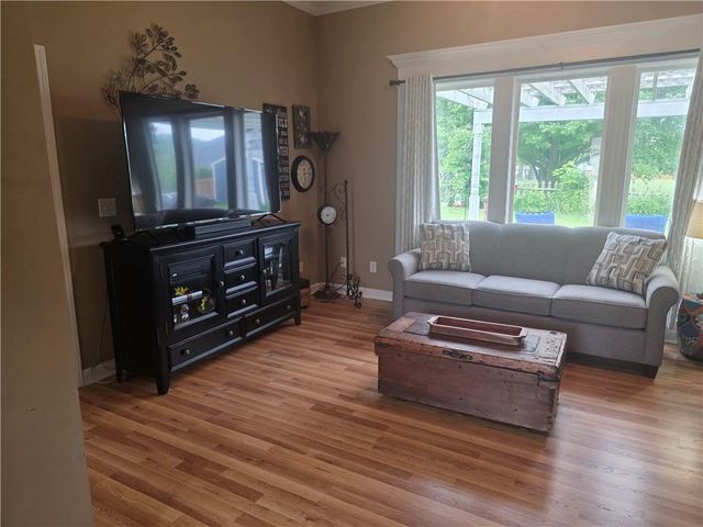 614 S Connor Street S, Odessa, MO 64076
