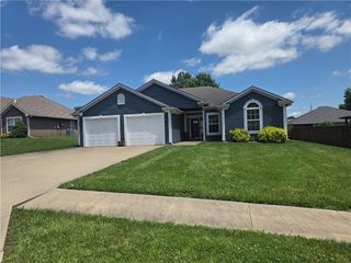 614 S Connor Street S, Odessa, MO 64076