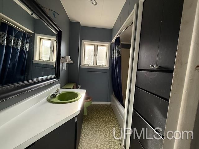 106 Bates Streets, Crystal Falls, MI 49920