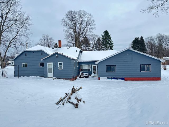 106 Bates Streets, Crystal Falls, MI 49920