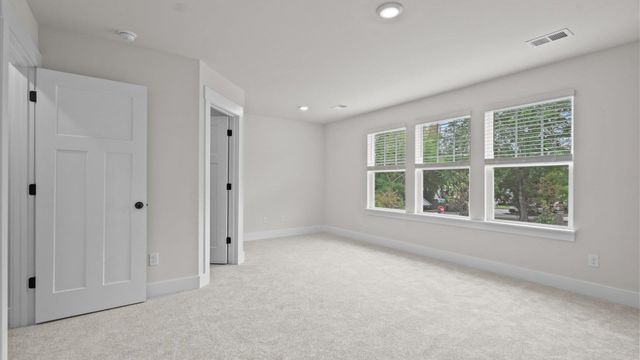 513 W Norvell Court, Spartanburg, SC 29307