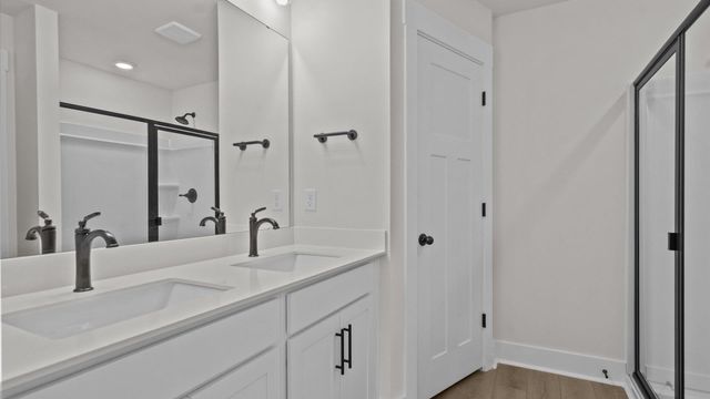 513 W Norvell Court, Spartanburg, SC 29307