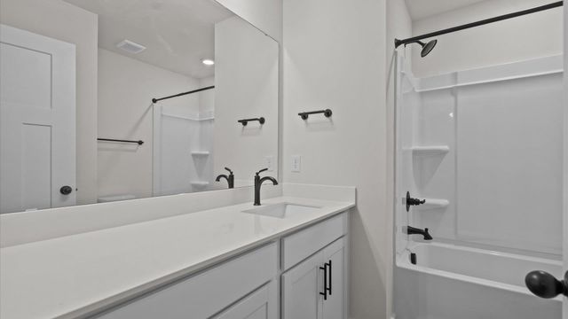 513 W Norvell Court, Spartanburg, SC 29307