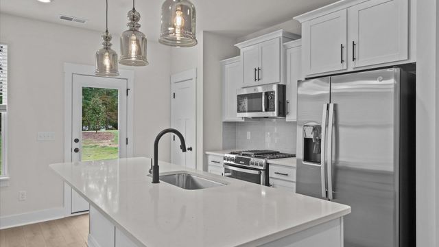 513 W Norvell Court, Spartanburg, SC 29307