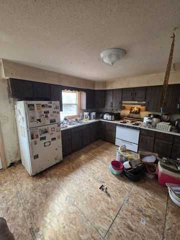 709 N Garfield Street, Marion, IL 62959