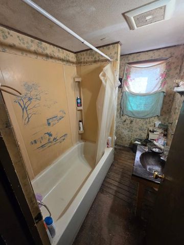 709 N Garfield Street, Marion, IL 62959