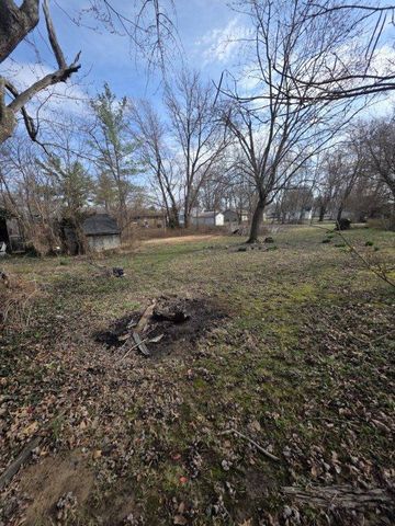 709 N Garfield Street, Marion, IL 62959