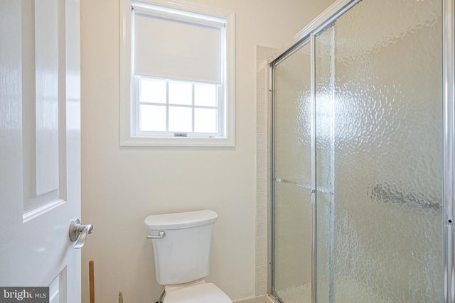 225 WAGON WHEEL LN, Columbus, NJ 08022