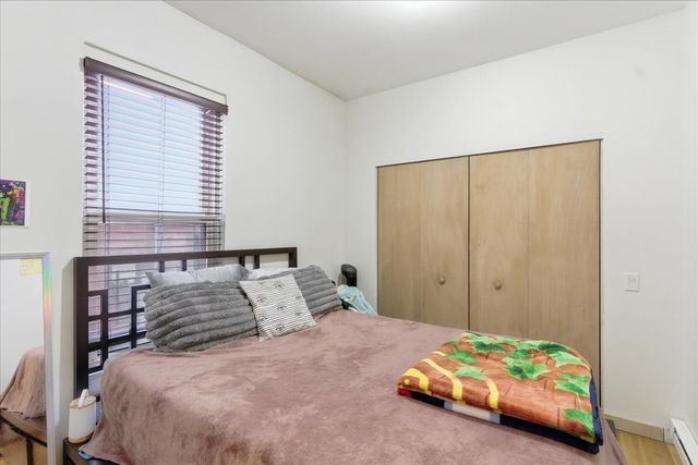 2016 W Charleston Avenue, Chicago, IL 60647