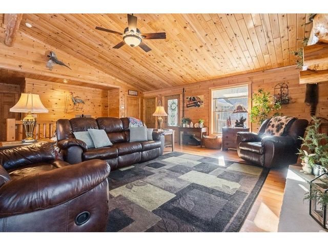 5810 N Bear Path Lane, Spooner, WI 54801