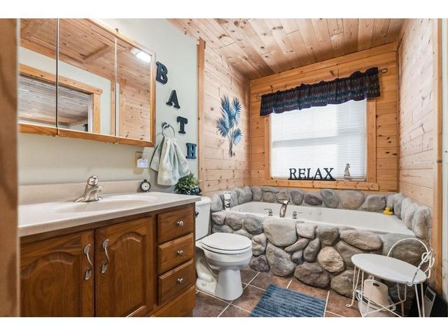 5810 N Bear Path Lane, Spooner, WI 54801