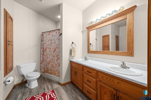 601 S Palmer Dr Drive, Brandon, SD 57005