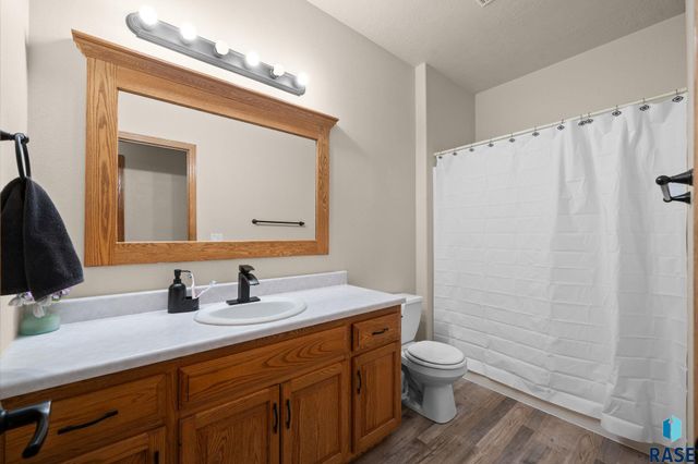 601 S Palmer Dr Drive, Brandon, SD 57005