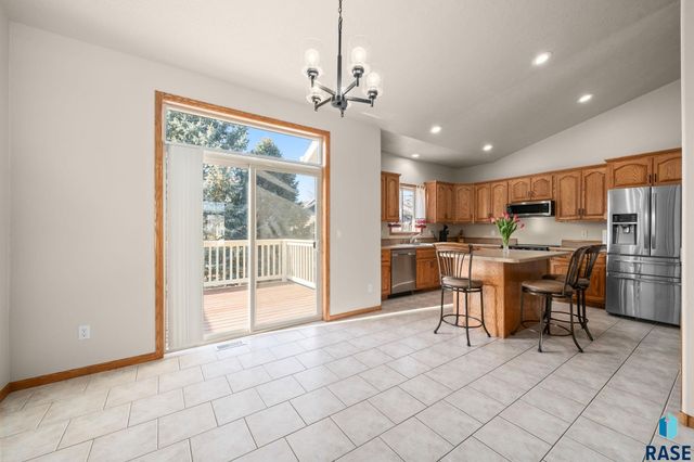 601 S Palmer Dr Drive, Brandon, SD 57005