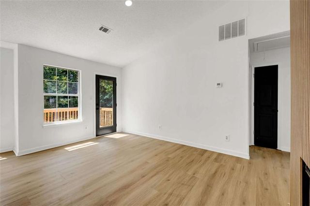 7153 New Dale Road, Rex, GA 30273