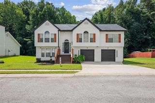 7153 New Dale Road, Rex, GA 30273