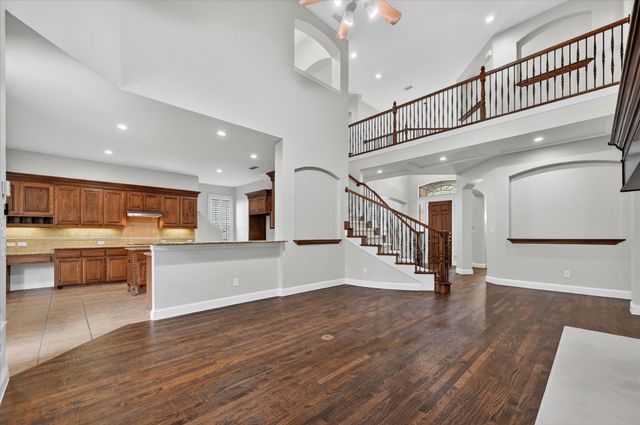 2324 All Saints Lane, Plano, TX 75025
