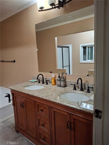 15455 Glenoaks Boulevard 226, Sylmar, CA 91342