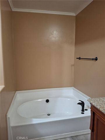 15455 Glenoaks Boulevard 226, Sylmar, CA 91342