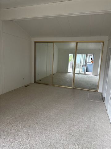 15455 Glenoaks Boulevard 226, Sylmar, CA 91342