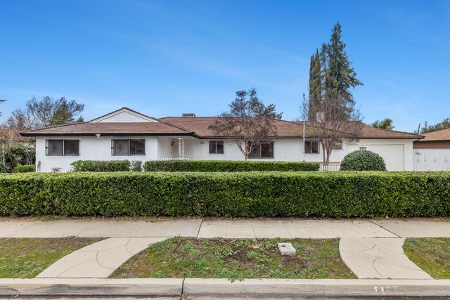 5167 E Balch Avenue, Fresno, CA 93727