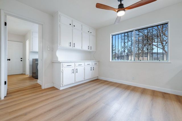 5167 E Balch Avenue, Fresno, CA 93727