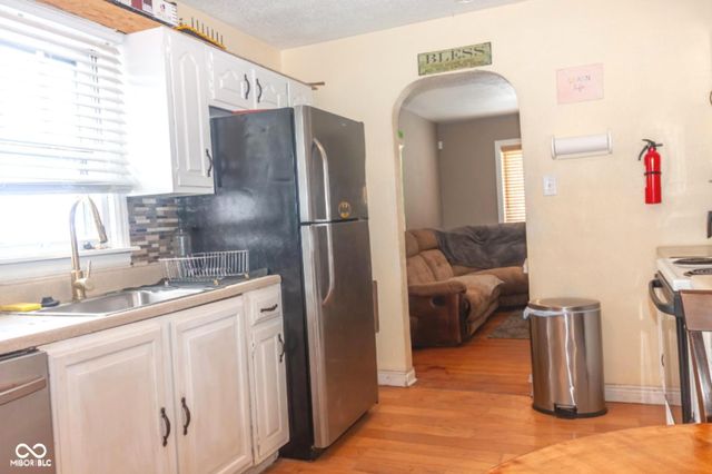 321 E 34th Street, Anderson, IN 46013