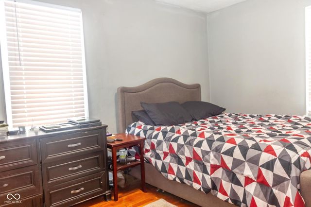 321 E 34th Street, Anderson, IN 46013