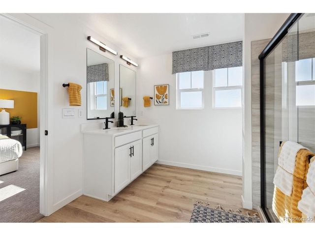 706 N Tempe St, Aurora, CO 80018