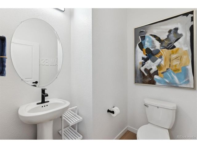 706 N Tempe St, Aurora, CO 80018