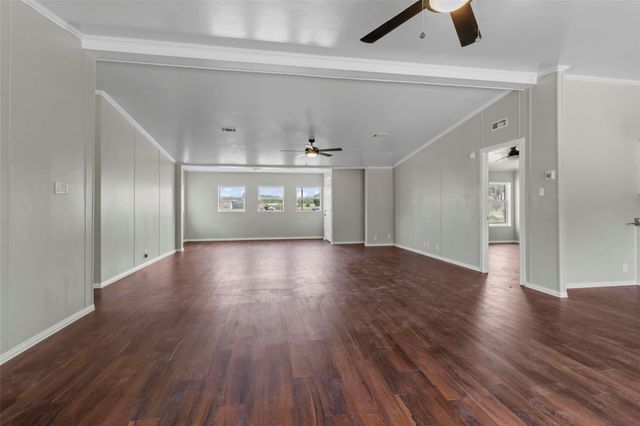 116 Harvest Moon Court, Springtown, TX 76082