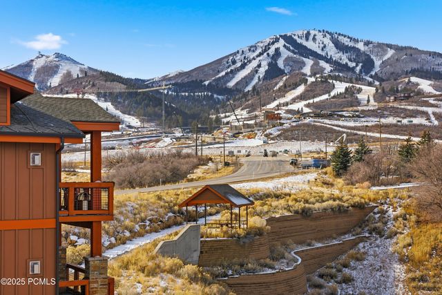 1288 Deer Park Circle 302, Heber City, UT 84032