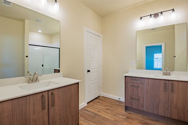 728 Wheatfield Drive 724, Venus, TX 76084
