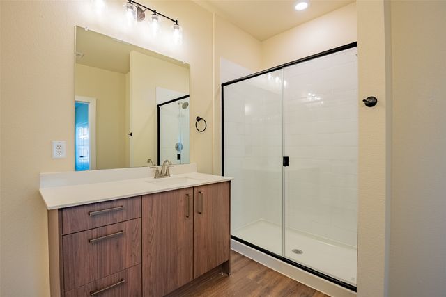 728 Wheatfield Drive 724, Venus, TX 76084