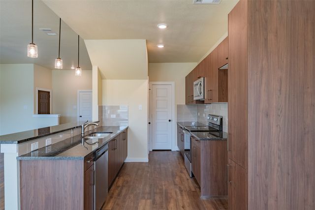 728 Wheatfield Drive 724, Venus, TX 76084