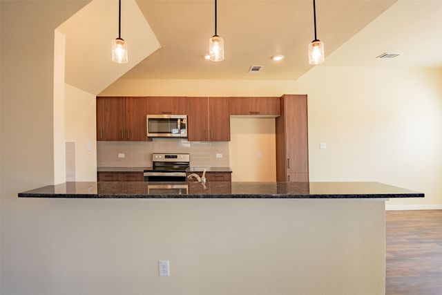 728 Wheatfield Drive 724, Venus, TX 76084