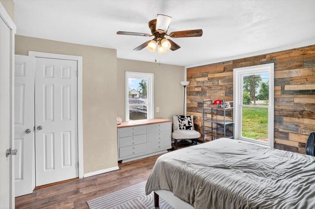 407 S Clarke Avenue, Clever, MO 65631