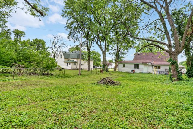 407 S Clarke Avenue, Clever, MO 65631
