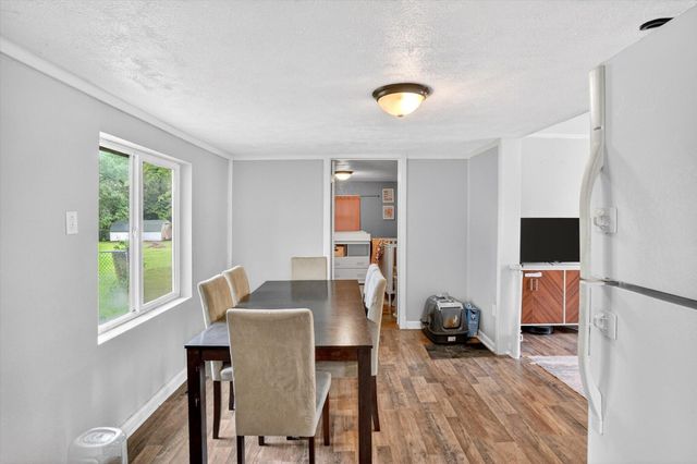 407 S Clarke Avenue, Clever, MO 65631