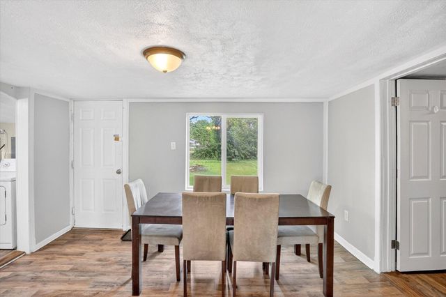 407 S Clarke Avenue, Clever, MO 65631