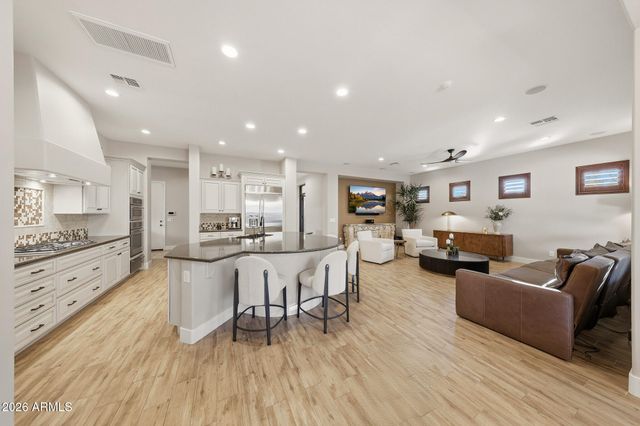 266 E LADDOOS Avenue, Queen Creek, AZ 85140