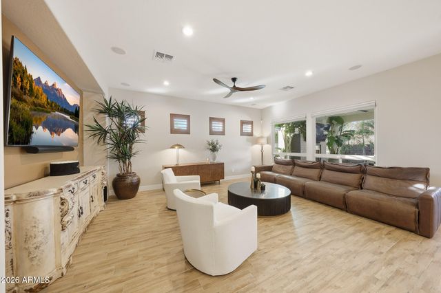 266 E LADDOOS Avenue, Queen Creek, AZ 85140