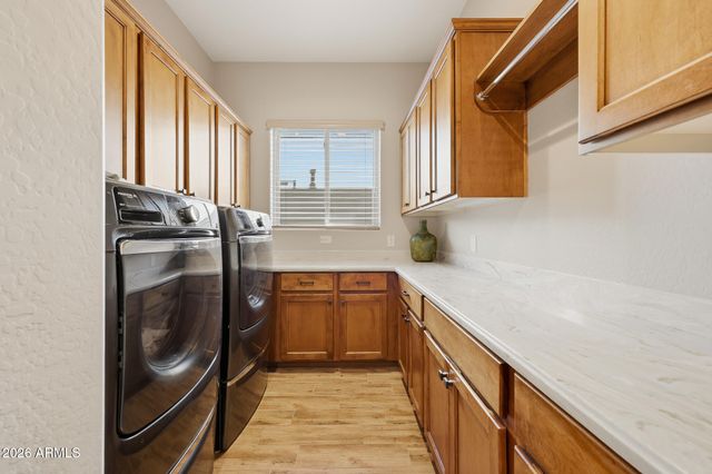 266 E LADDOOS Avenue, Queen Creek, AZ 85140