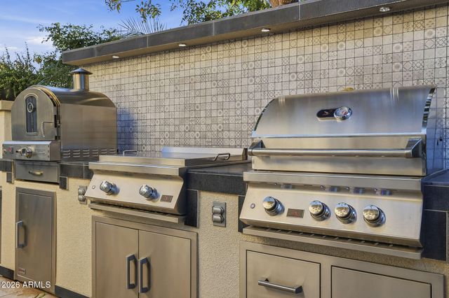 266 E LADDOOS Avenue, Queen Creek, AZ 85140