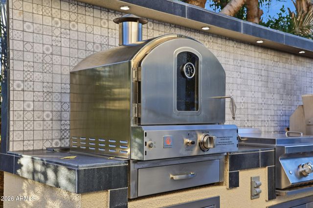 266 E LADDOOS Avenue, Queen Creek, AZ 85140