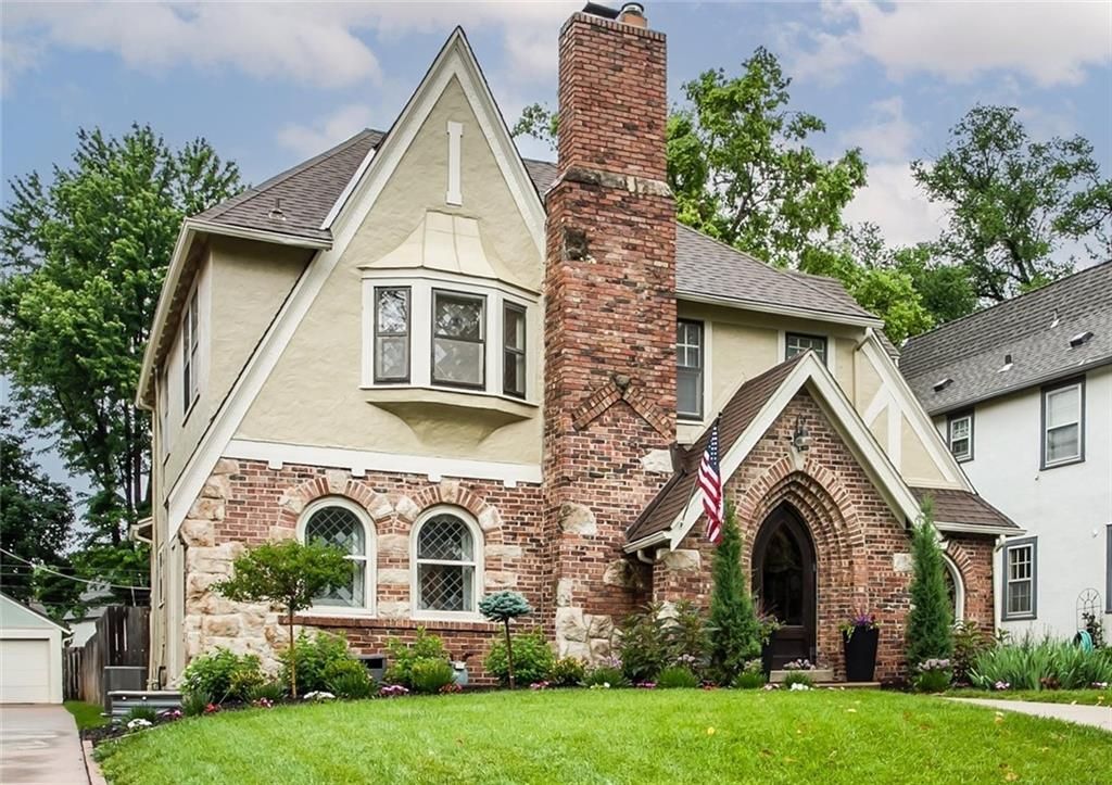 646 W 70th Terrace, Kansas City, MO 64113