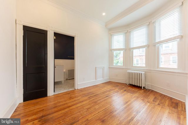 815 S 49TH ST, Philadelphia, PA 19143