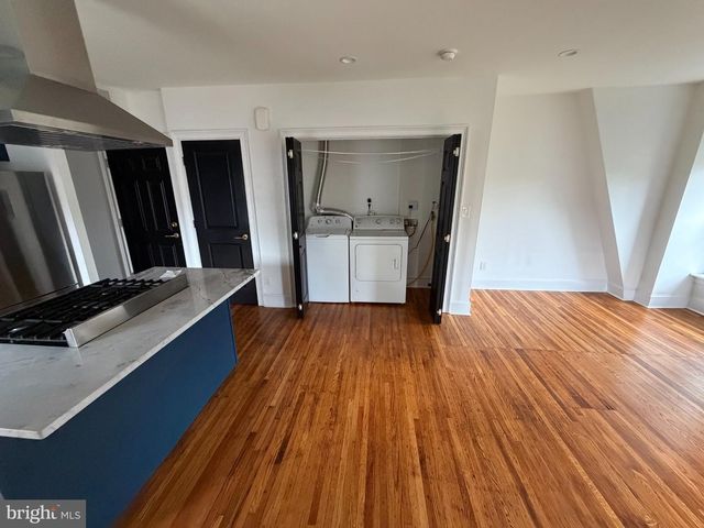 815 S 49TH ST, Philadelphia, PA 19143