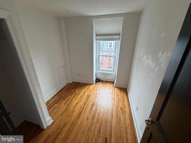 815 S 49TH ST, Philadelphia, PA 19143